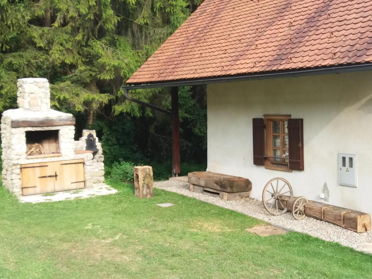 Holiday House Apartment Voukov Mlin Smarje pri Jelsah Exterior photo