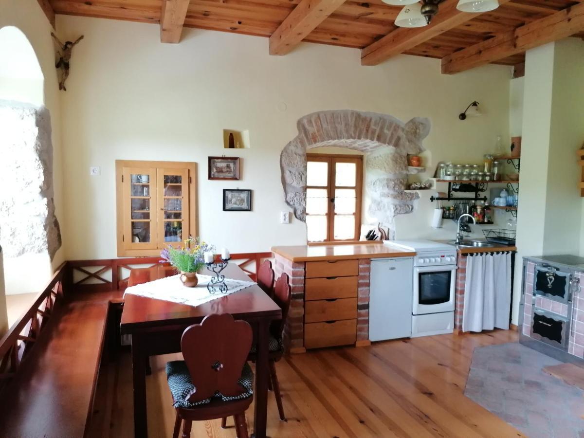 Holiday House Apartment Voukov Mlin Smarje pri Jelsah Exterior photo